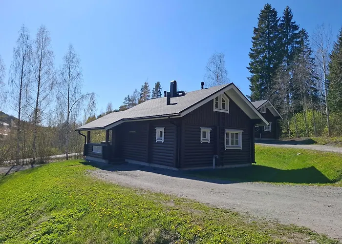Smaller Aeijaenhonka Cottage