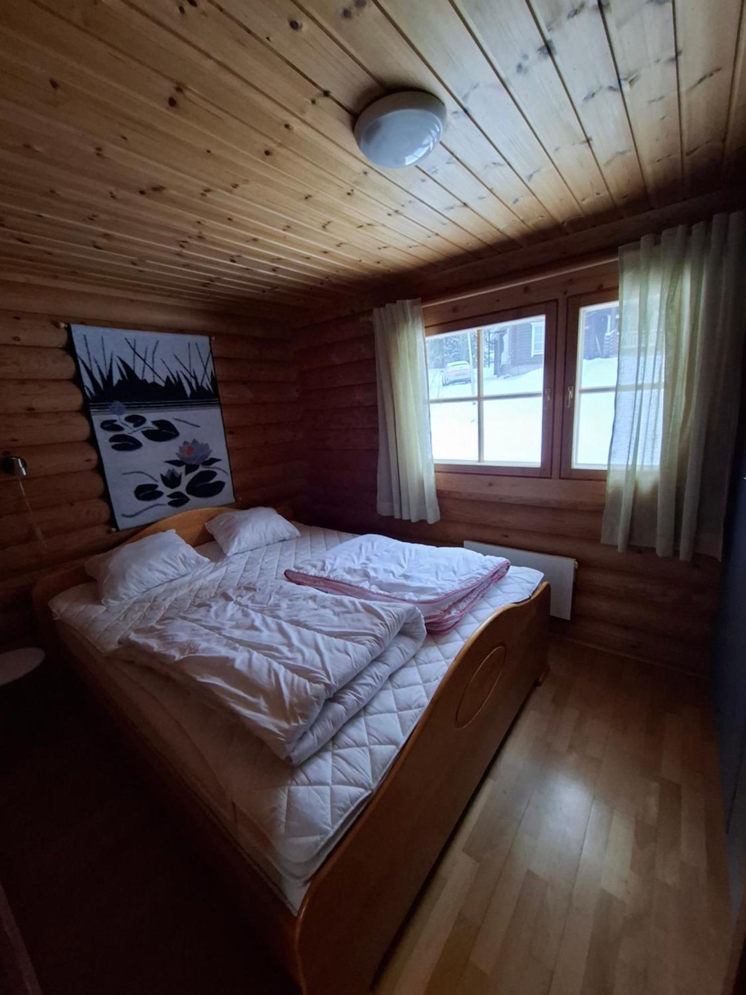 Smaller Aeijaenhonka Jämsä