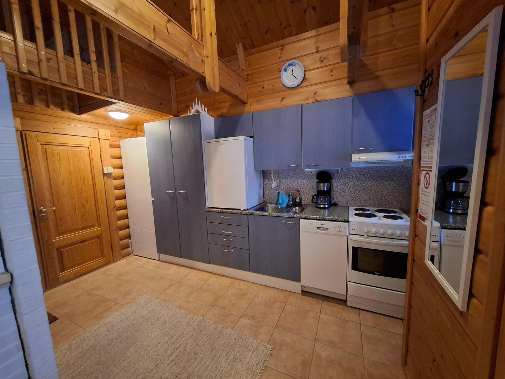 Smaller Aeijaenhonka * Jämsä
